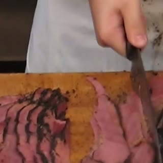 Сыровяленые — история Meat Gallery