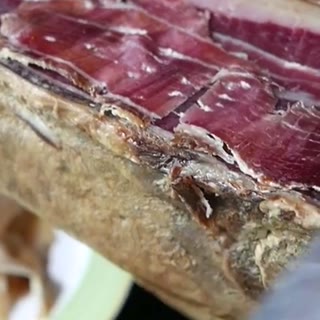 С 2017 года — история Meat Gallery